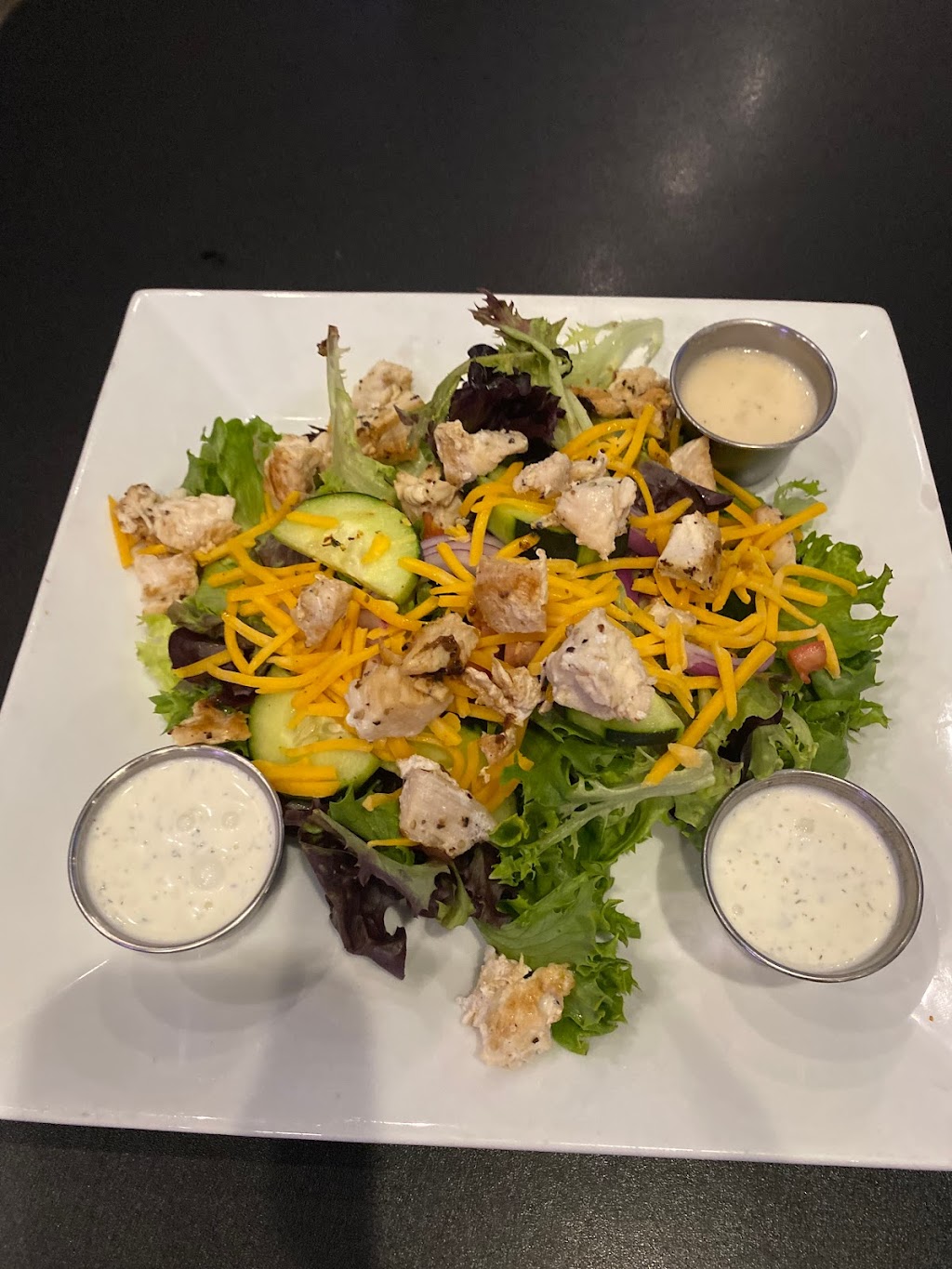 The Draft Room at Berwick | restaurant | 5730 Ogeechee Rd Suite 110, Savannah, GA 31405, USA | 9127774768 OR +1 912-777-4768