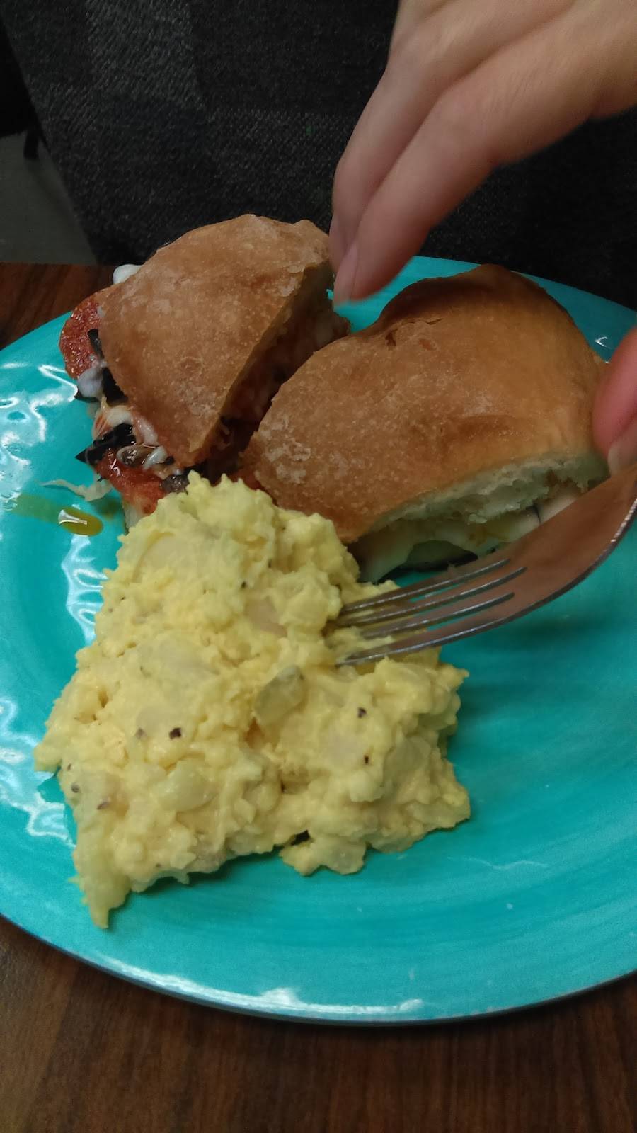 Lets Eat | restaurant | 208 Collum Ln W, Alma, AR 72921, USA | 4796326322 OR +1 479-632-6322