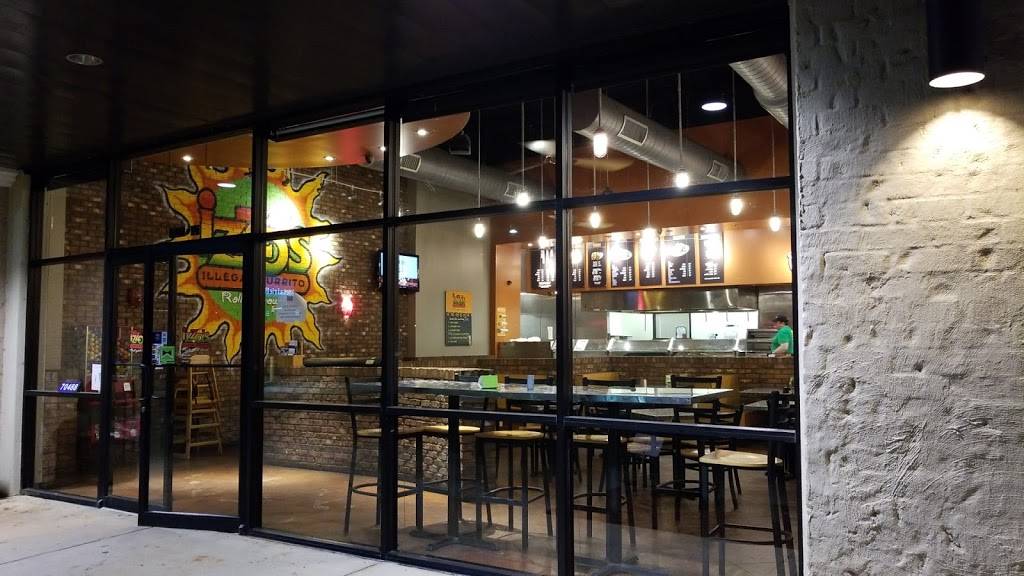 Izzos Illegal Burrito | restaurant | 70488 LA-21 #100, Covington, LA 70433, USA | 9853275114 OR +1 985-327-5114