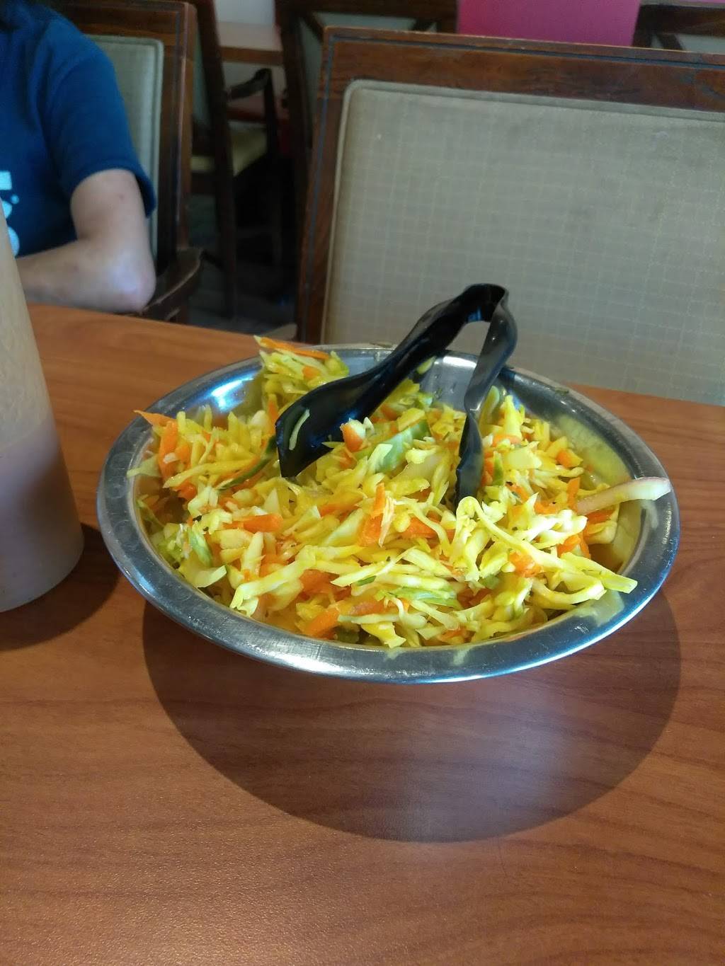 Alpha pupuseria | restaurant | 3970 N Sierra Way, San Bernardino, CA 92405, USA | 9096836265 OR +1 909-683-6265