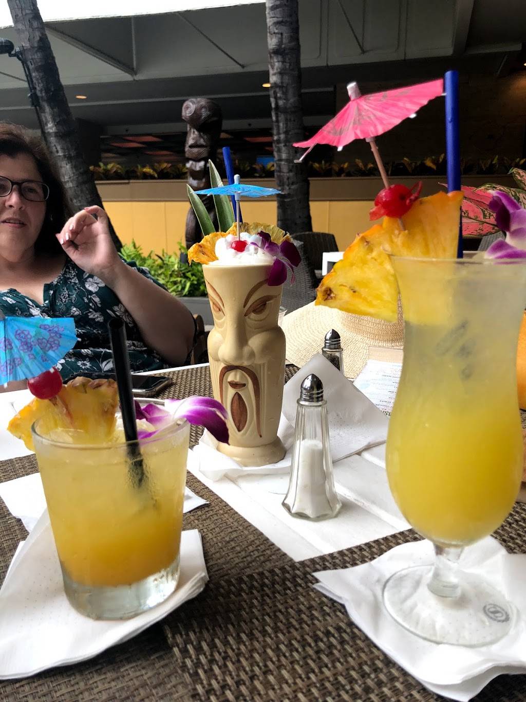 Splash Bar | restaurant | 120 Kaʻiulani Ave, Honolulu, HI 96815, USA | 8089214600 OR +1 808-921-4600