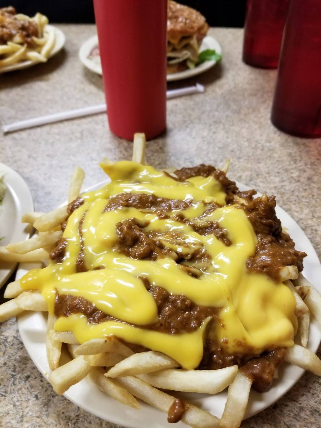 L Georges Coney Island | restaurant | 28505 Northwestern Hwy, Southfield, MI 48034, USA | 2488648989 OR +1 248-864-8989