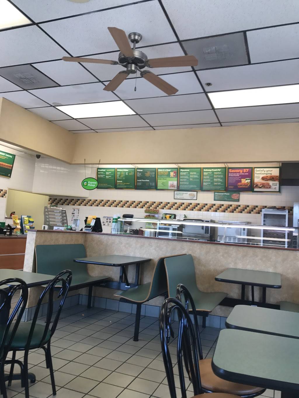 Subway | restaurant | Trinity Business Plaza, 2025 Irving Blvd Suite 101, Dallas, TX 75207, USA | 2147477827 OR +1 214-747-7827