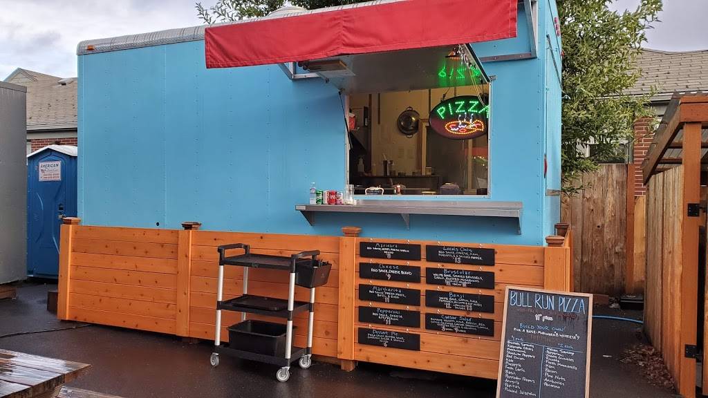 Bull Run Pizza | restaurant | 6035 NE Halsey St, Portland, OR 97213, USA | 9718880301 OR +1 971-888-0301