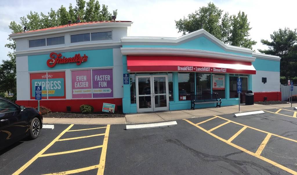 Friendlys | restaurant | 240 Buckland St, Manchester, CT 06040, USA | 8606447790 OR +1 860-644-7790