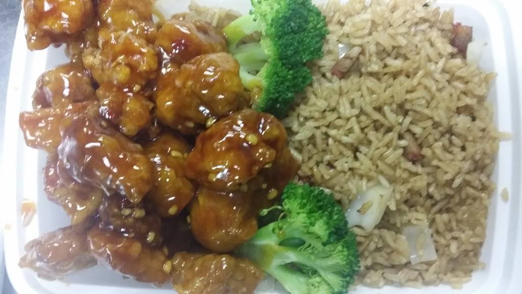 Lucky House | meal takeaway | 8541 Fort Smallwood Rd, Pasadena, MD 21122, USA | 4102558765 OR +1 410-255-8765