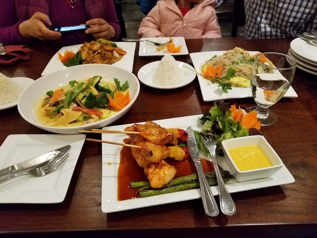 Peppermint Thai Cuisine | restaurant | 30769 Pinetree Rd, Pepper Pike, OH 44124, USA | 2164645432 OR +1 216-464-5432