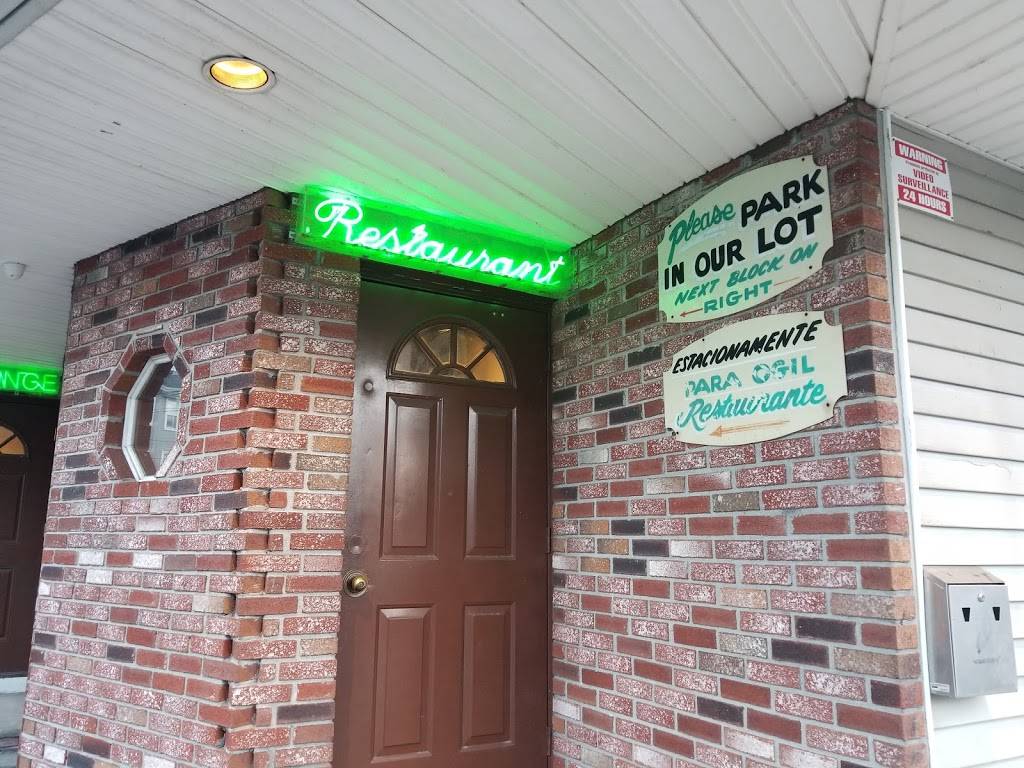 O Gil’s Restaurant and Bar | night club | 915 County St, Fall River, MA 02723, USA | 5086737250 OR +1 508-673-7250