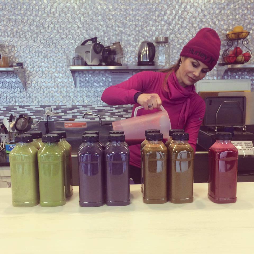 The Mix Wellness Bar and Eatery | restaurant | 3901 Chicago Dr SW Suite #109, Grandville, MI 49418, USA | 6169290847 OR +1 616-929-0847