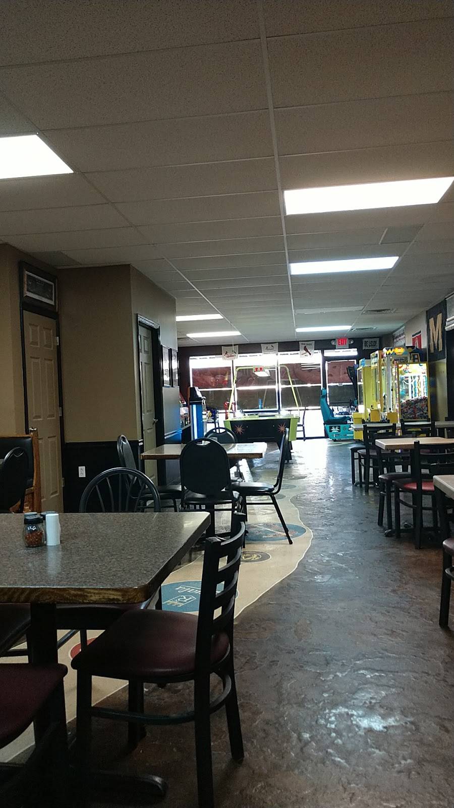 Godfathers Pizza | meal delivery | 5453 S State Hwy Ff, Battlefield, MO 65619, USA | 4178778787 OR +1 417-877-8787