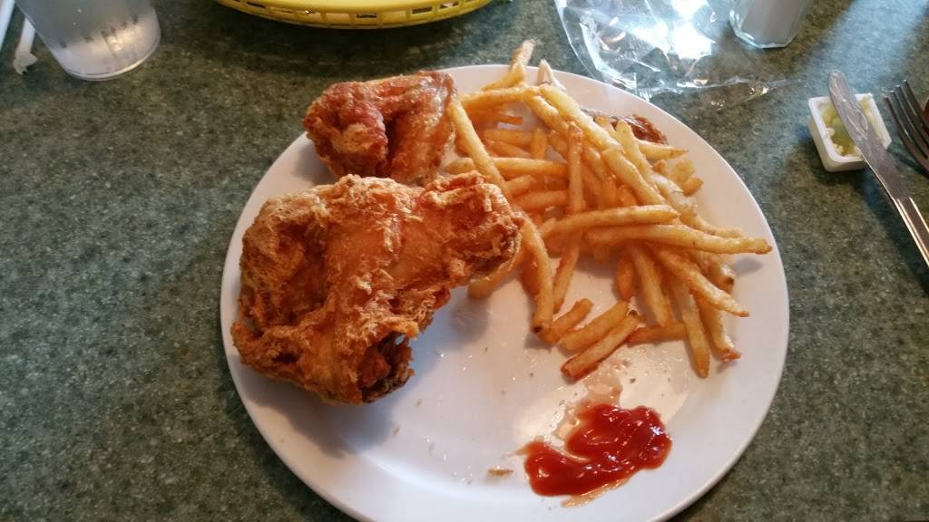 Whistle Stop Cafe | restaurant | 2080 Main St, Diamond, IL 60416, USA | 8156342360 OR +1 815-634-2360