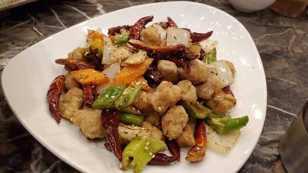 Yang’s Restaurant | restaurant | 8360 Kennedy Rd Unit B1, Unionville, ON L3R 9W4, Canada | 9059481888 OR +1 905-948-1888