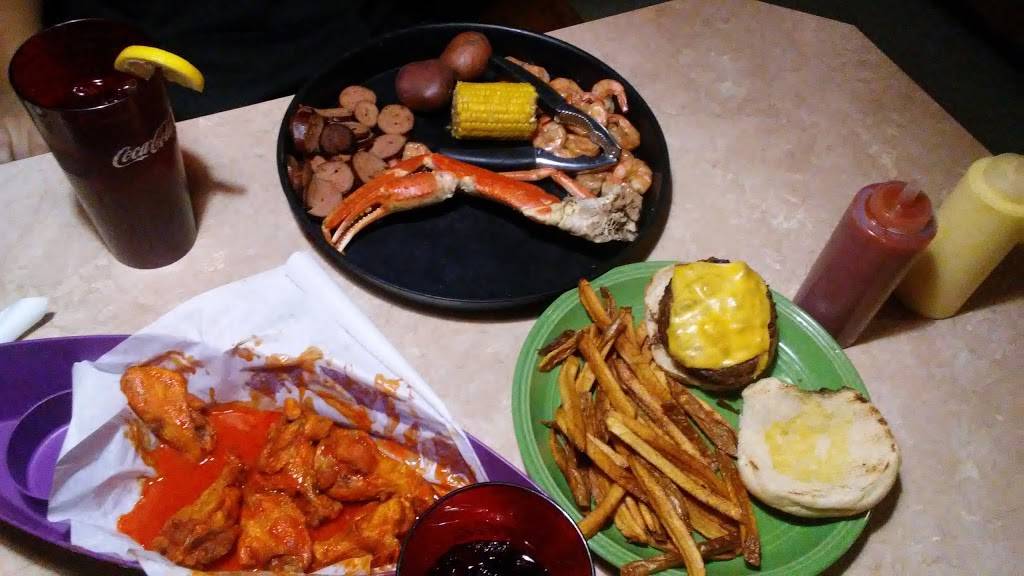 Mardi Gras Seafood Restaurant | restaurant | 1350 Industrial Rd, Mt Pleasant, TX 75455, USA | 9035729600 OR +1 903-572-9600