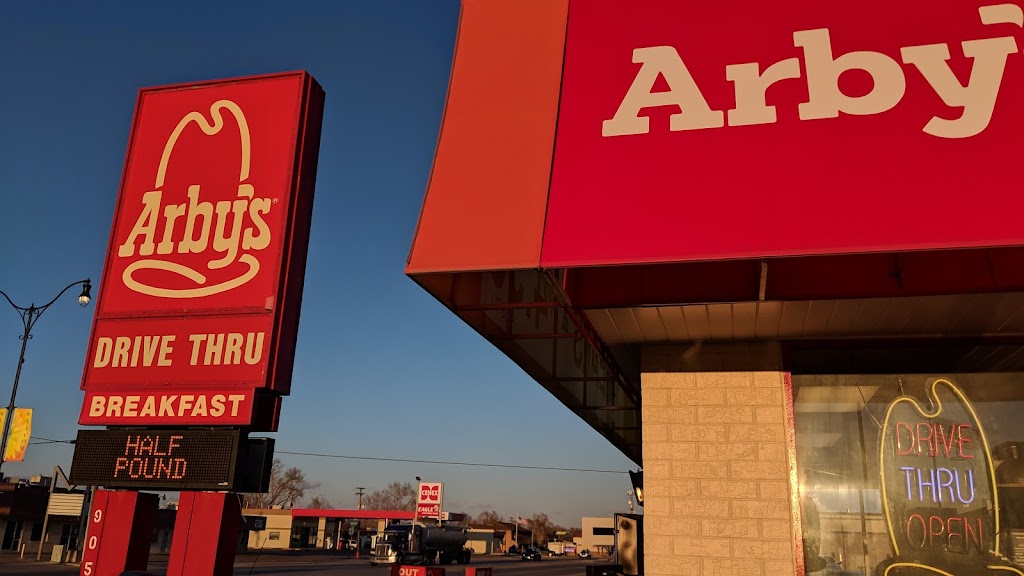 Arbys | meal takeaway | 905 W Main St, Sterling, CO 80751, USA | 9705227233 OR +1 970-522-7233