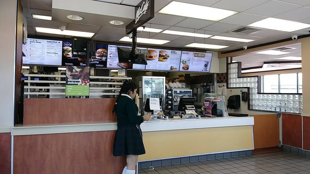 McDonalds | cafe | 3895 Stevens Creek Blvd, Santa Clara, CA 95051, USA | 4082488805 OR +1 408-248-8805