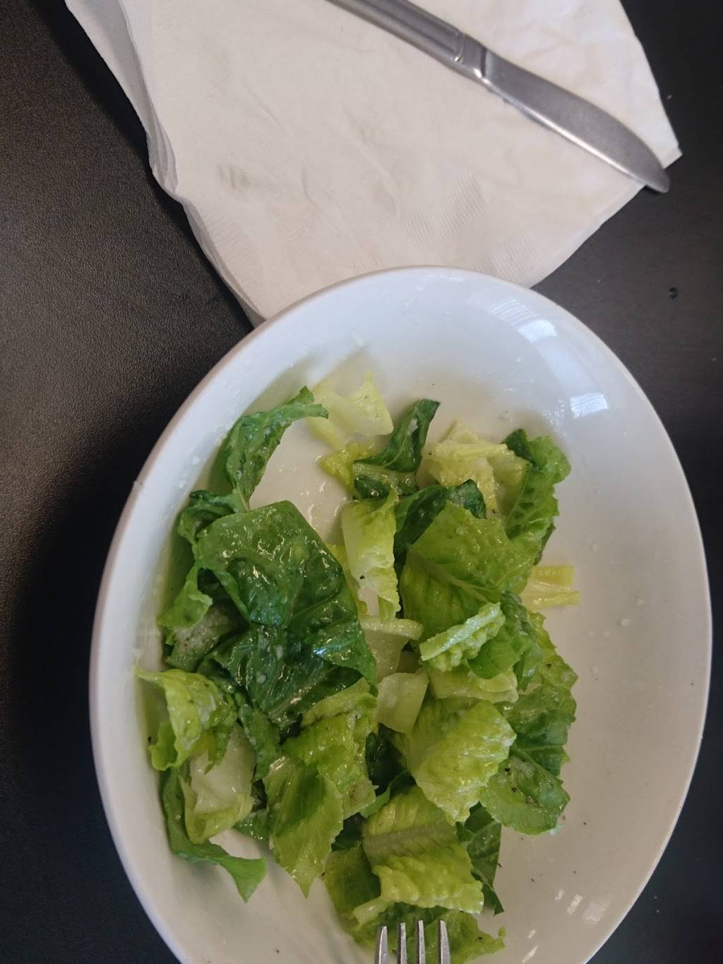 Samias Phoenician Grill | restaurant | 72 Boardman Poland Rd, Boardman, OH 44512, USA | 3307435777 OR +1 330-743-5777