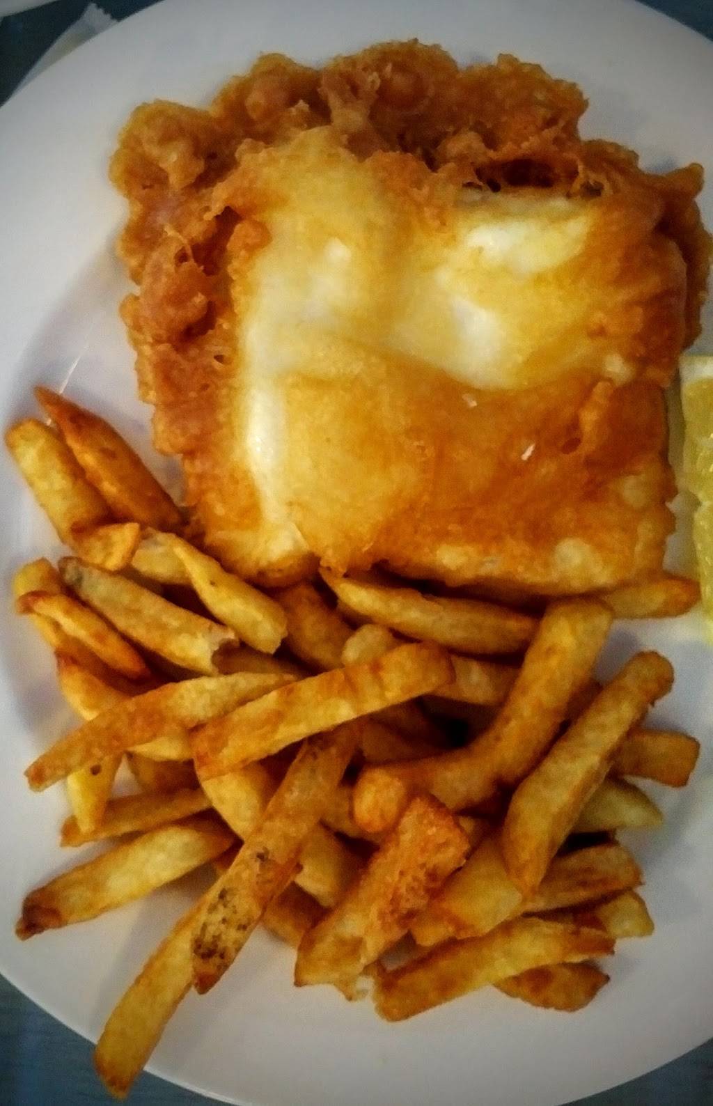 Country Fish And Chips | meal delivery | 293 Lakeshore Rd E, Mississauga, ON L5G 1H2, Canada | 9052788201 OR +1 905-278-8201