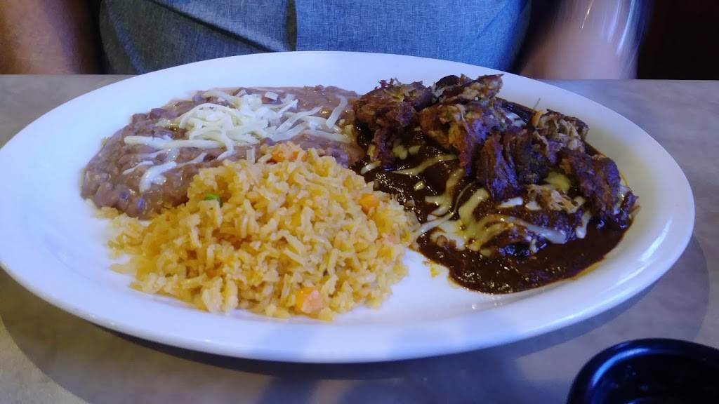 RIO LERMA MEXICAN RESTAURANT TERRELL | restaurant | 300 W Moore Ave, Terrell, TX 75160, USA | 9725244446 OR +1 972-524-4446