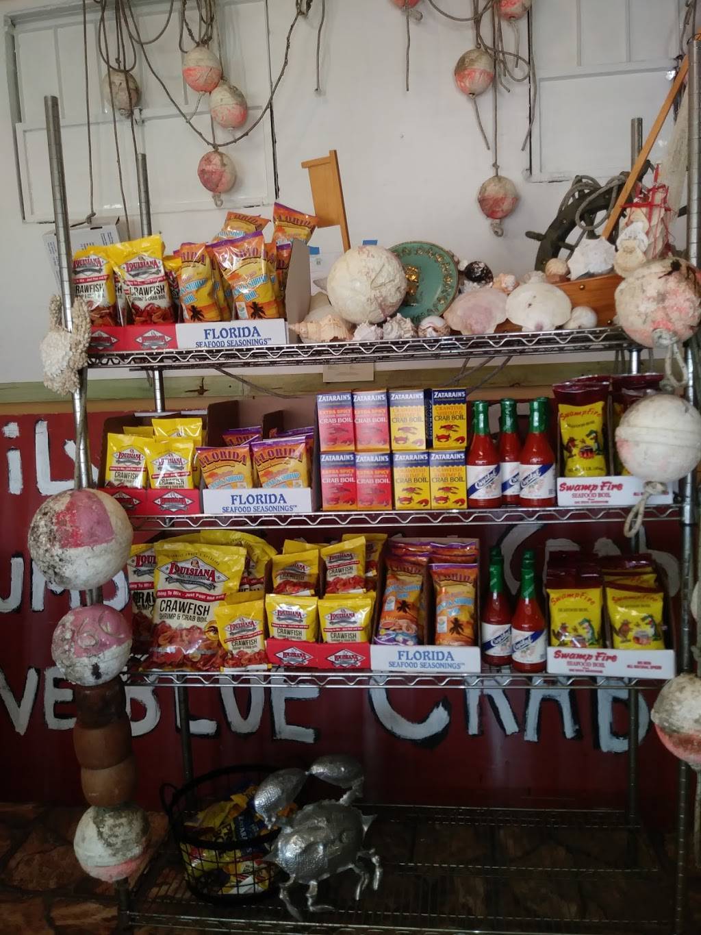 Lynn Blue Crab | restaurant | 2148 49th St S, Gulfport, FL 33707, USA | 7275924251 OR +1 727-592-4251