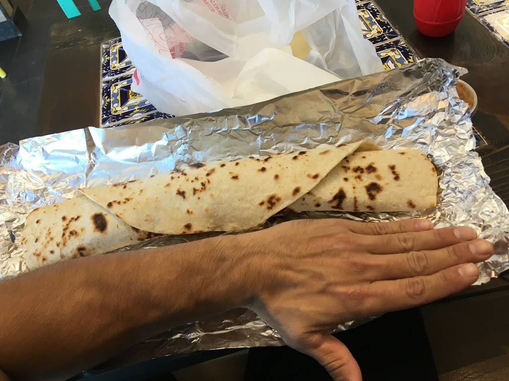 Rafas Burritos | restaurant | 11310 Montana Ave, El Paso, TX 79936, USA | 9155190253 OR +1 915-519-0253