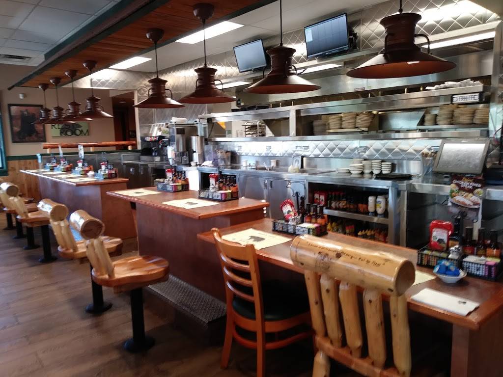 Black Bear Diner | restaurant | 1830 Arden Way, Sacramento, CA 95815, USA | 9169251345 OR +1 916-925-1345