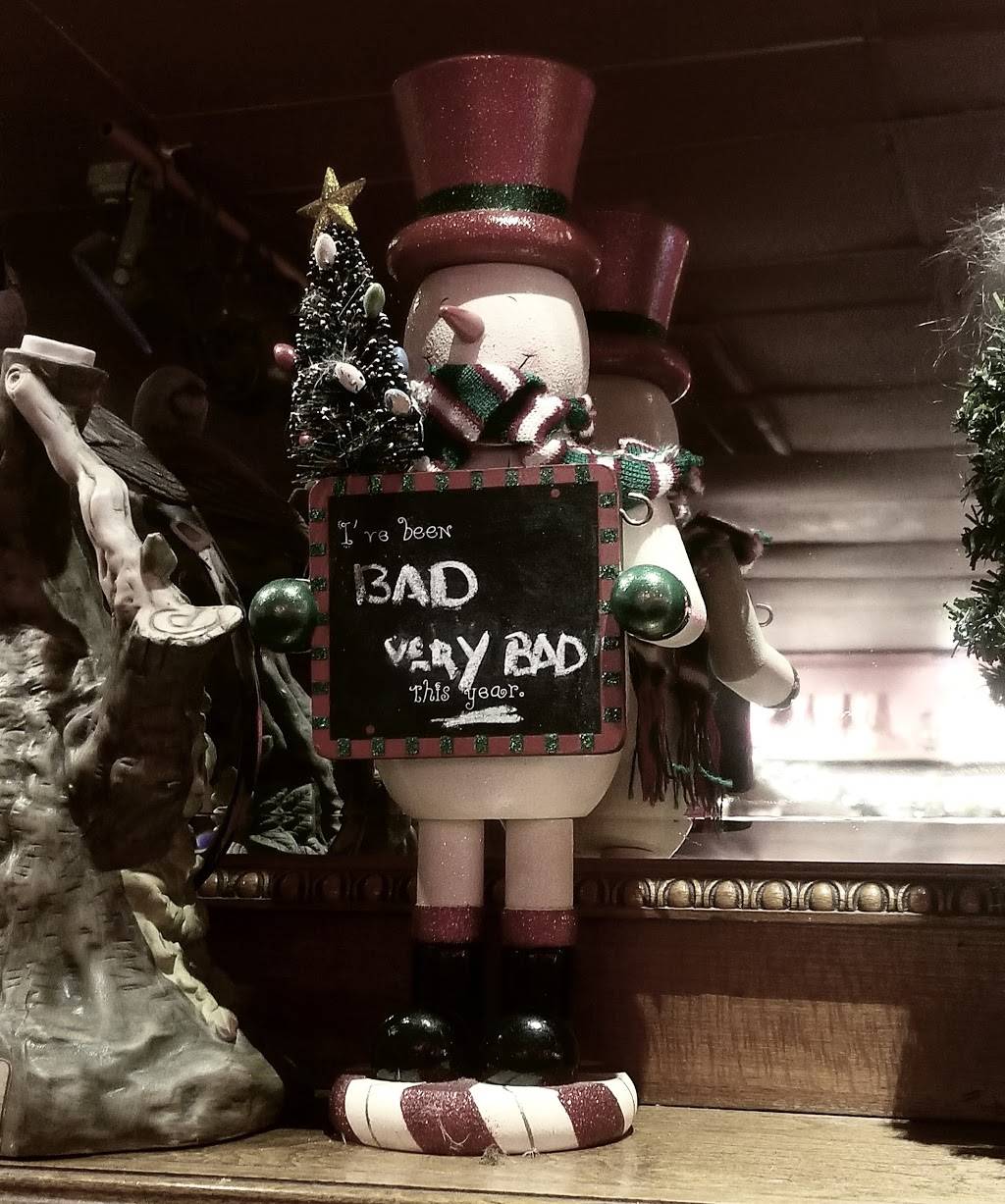 Sneekers Cafe | restaurant | 568 Poquonnock Rd, Groton, CT 06340, USA | 8604451967 OR +1 860-445-1967