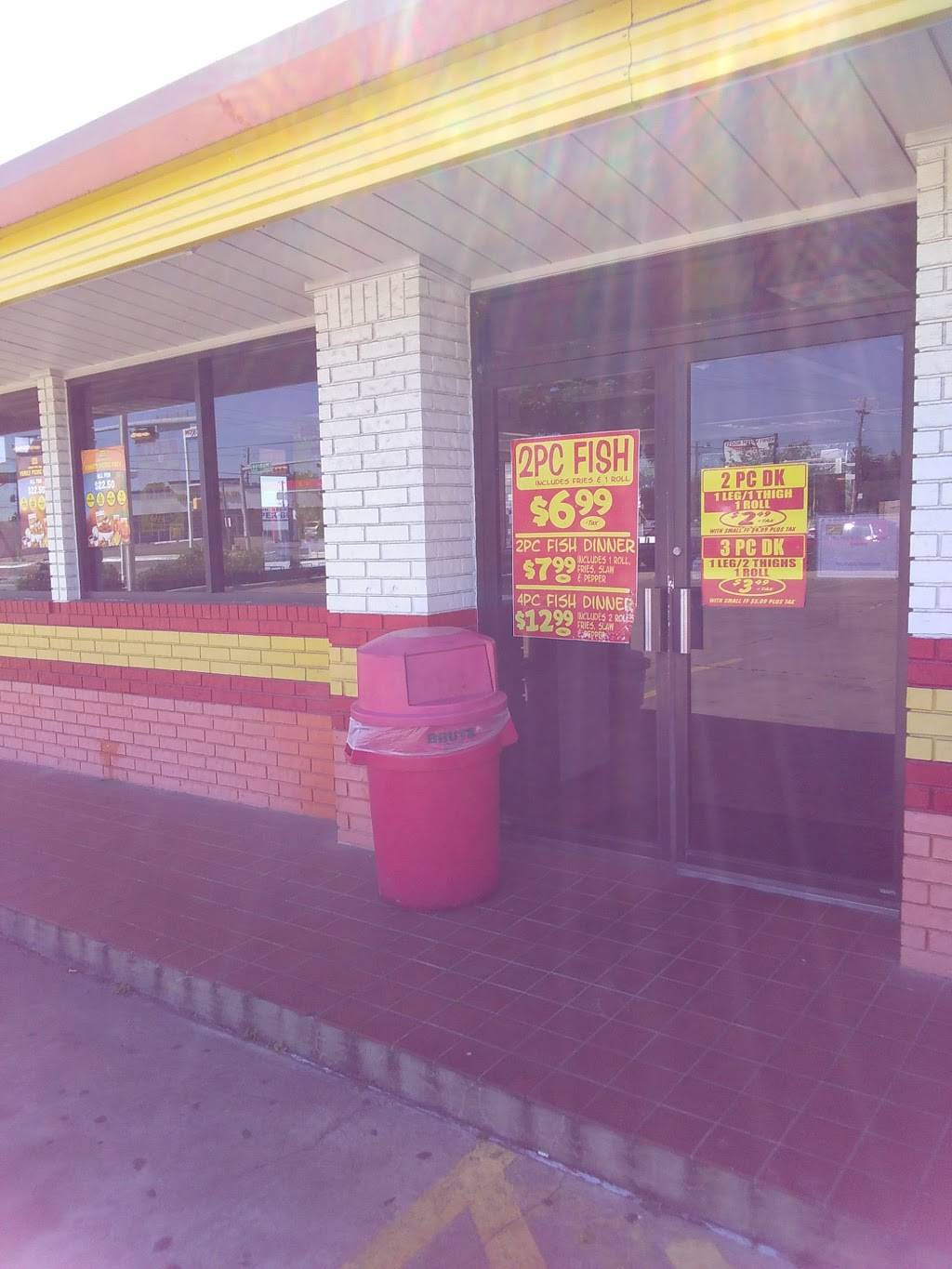 Williams Chicken Twelve | restaurant | 2955 Walnut Hill Ln, Dallas, TX 75229, USA | 2143538888 OR +1 214-353-8888