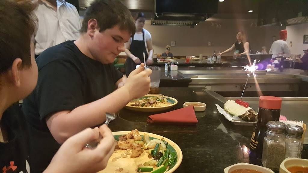 House of Tokyo | restaurant | 172 Melody Ave, Greenwood, IN 46142, USA | 3178896037 OR +1 317-889-6037