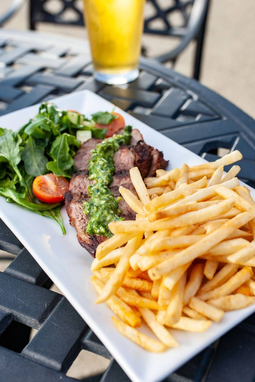 The Patio at Mountain View | restaurant | 890 Bear Tavern Rd, Pennington, NJ 08628, USA | 6095380808 OR +1 609-538-0808