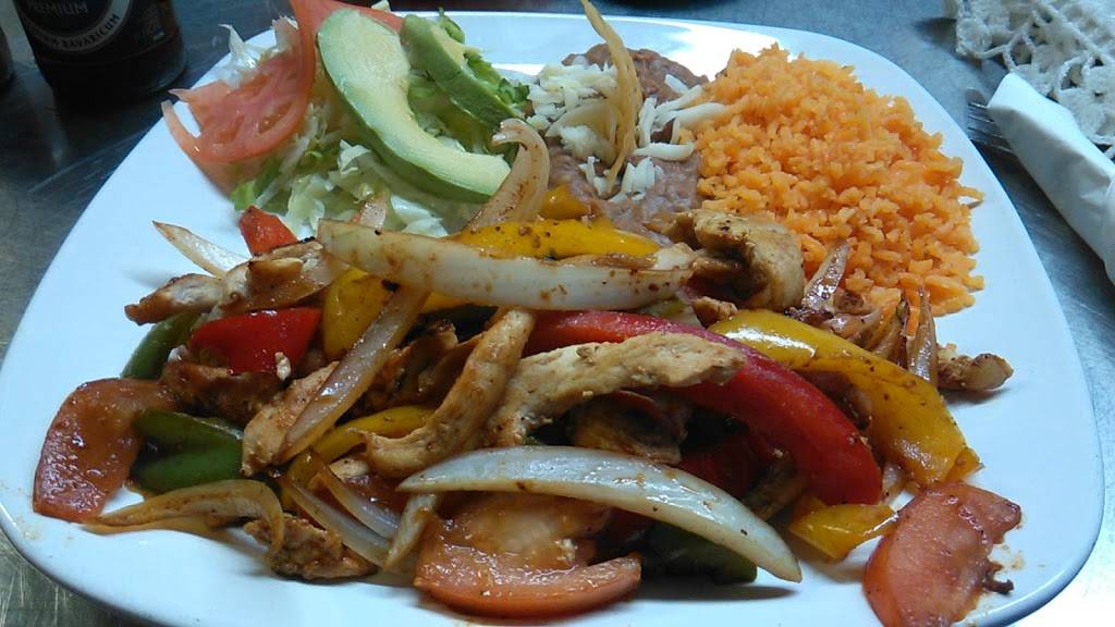 Gorditas La Tia Susy | restaurant | 3500 S Western Ave, Chicago, IL 60608, USA | 8722815099 OR +1 872-281-5099