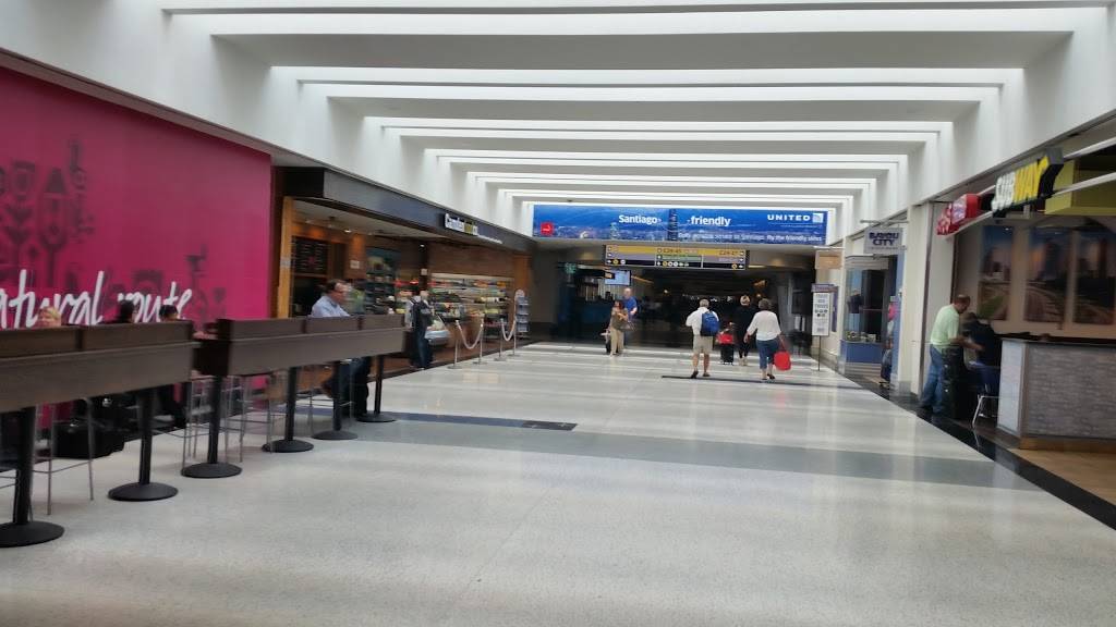 Camden food co | restaurant | 3870 N Terminal Rd, Houston, TX 77032, USA | 2812303100 OR +1 281-230-3100