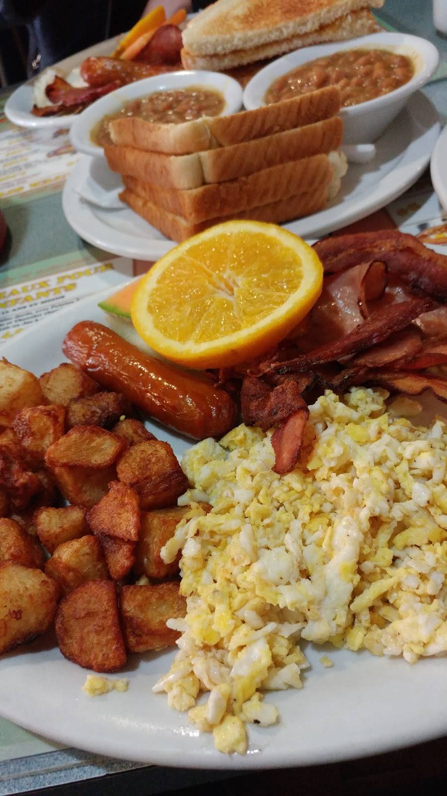 Vincent Sous-Marins | restaurant | 11851 Rue Notre-Dame Est, Pointe-aux-Trembles, QC H1B 2Y2, Canada | 5146452329 OR +1 514-645-2329