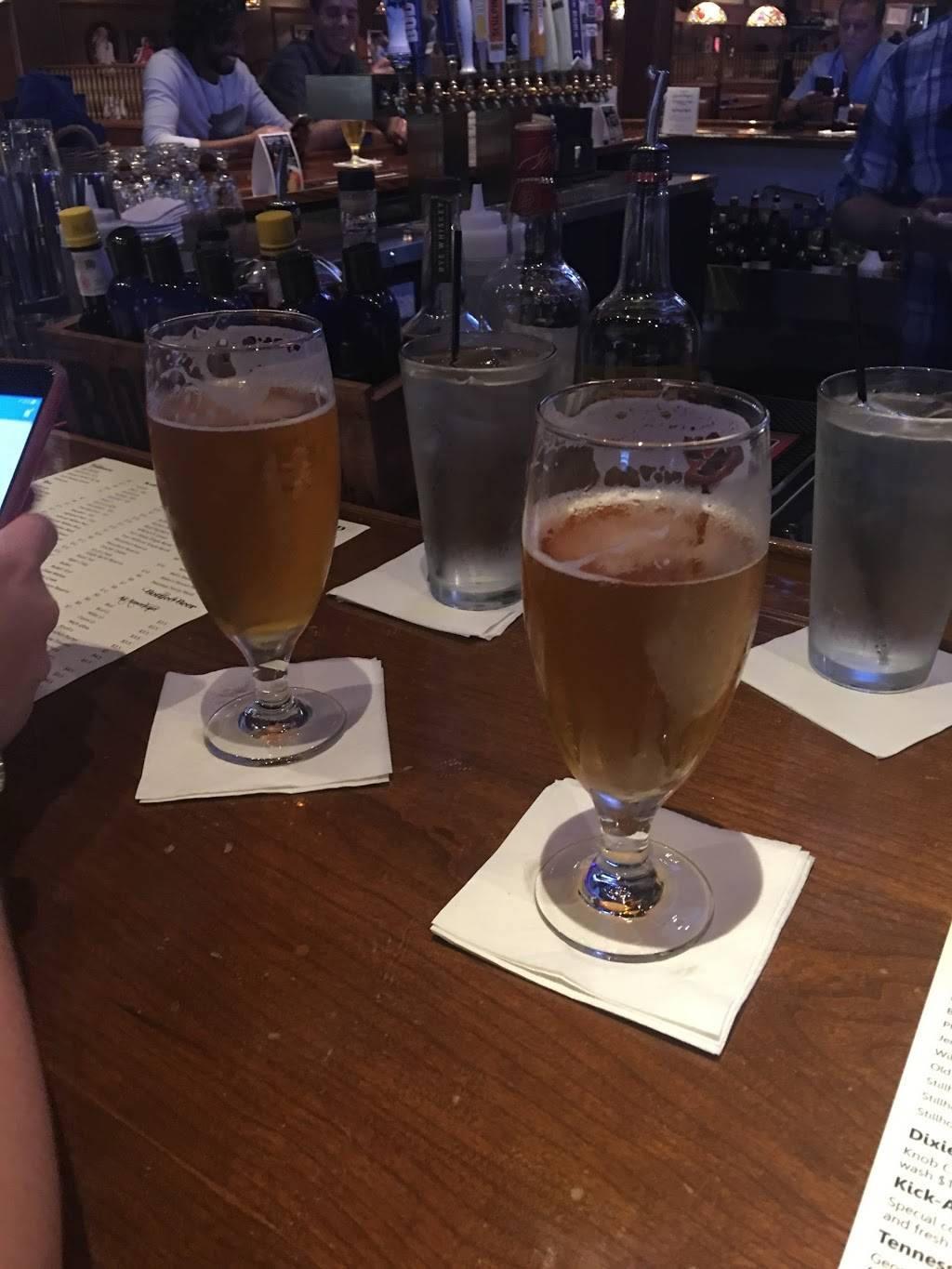 Dixie Moon Saloon | restaurant | 2610, 111 S Main St, Royal Oak, MI 48067, USA | 2488507075 OR +1 248-850-7075