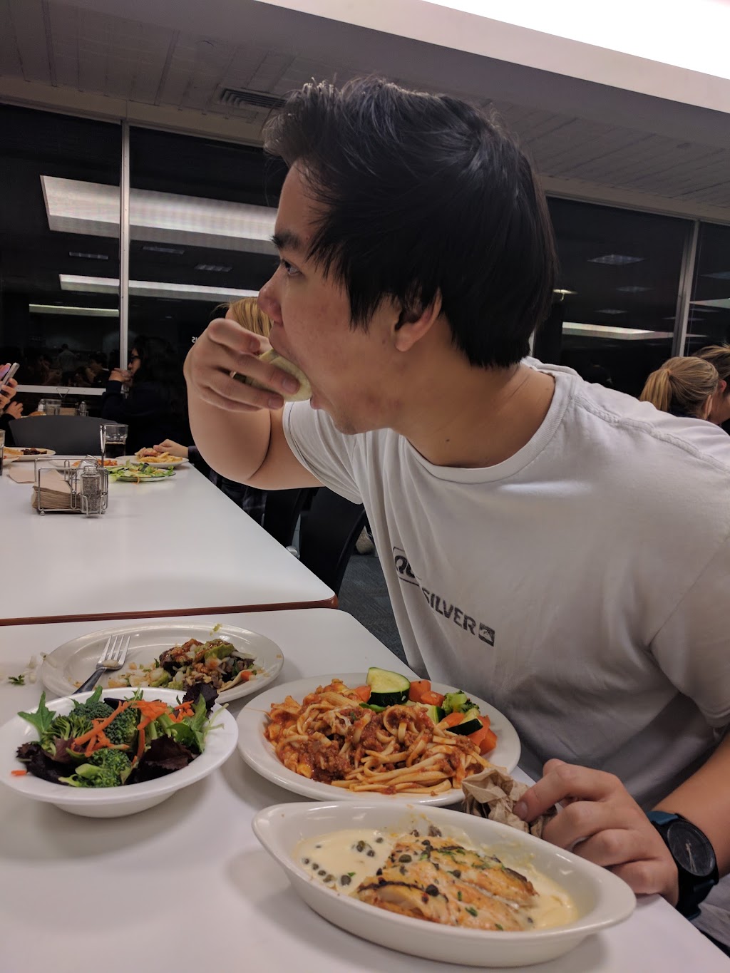 Portola Dining Commons | restaurant | 6800 El Colegio Rd, Isla Vista, CA 93117, USA | 8058934274 OR +1 805-893-4274