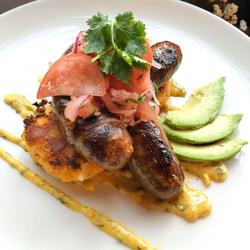 La Mesa | restaurant | 230 Cedar Lake Rd S, Minneapolis, MN 55405, USA | 6122598943 OR +1 612-259-8943