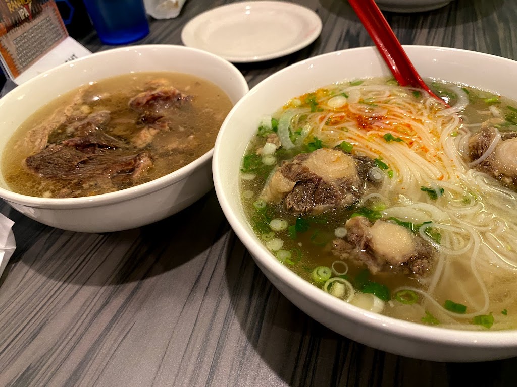 Pho Saigon Basil at Bowles-Littleton | restaurant | 8055 W Bowles Ave Suite 2A-1, Littleton, CO 80123, USA | 7203282183 OR +1 720-328-2183