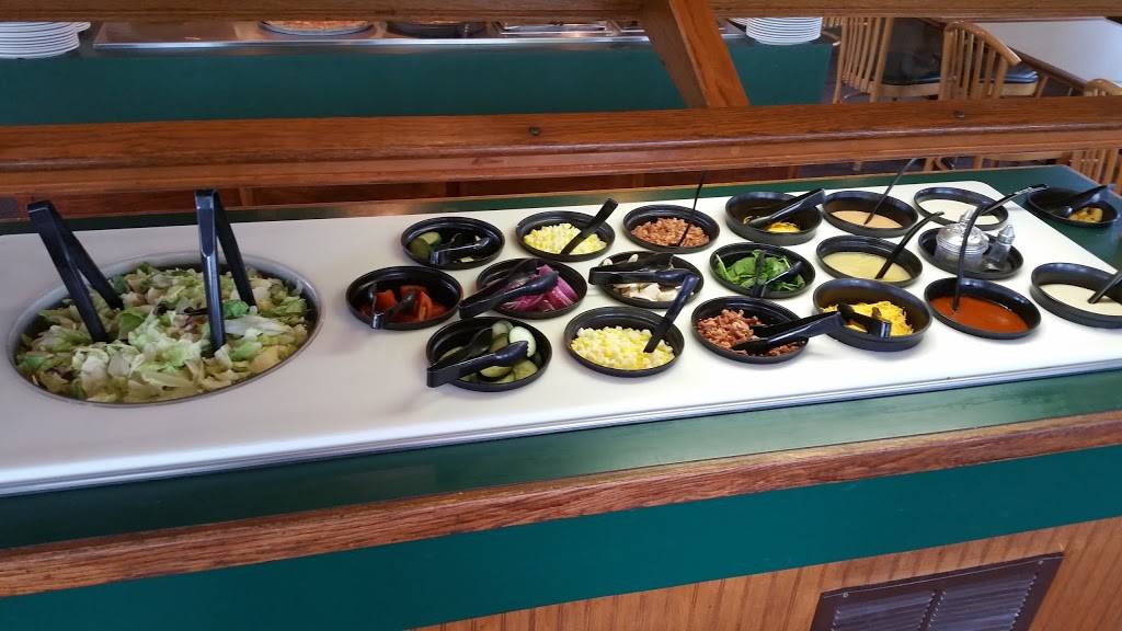 Pizza Hut | meal takeaway | 1501 N 2nd St, Clinton, MO 64735, USA | 6608858117 OR +1 660-885-8117