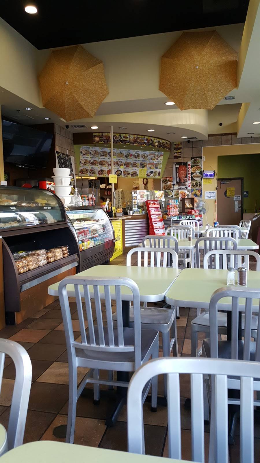 Panaderia Amarilla | restaurant | 1201 Santee St, Los Angeles, CA 90015, USA | 2135365708 OR +1 213-536-5708