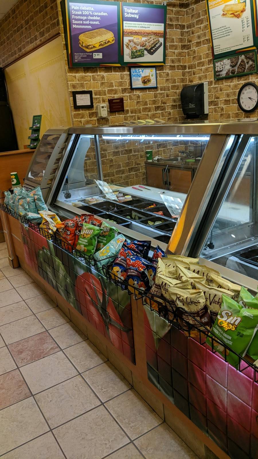 Subway | restaurant | 4077 Rue Sainte-Catherine E, Montréal, QC H1W 2G9, Canada | 5145220004 OR +1 514-522-0004