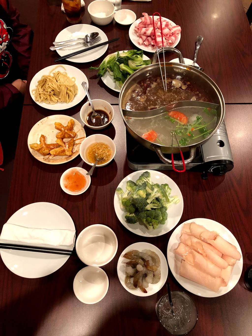 Szechuan Hot Pot | restaurant | 4000 Virginia Beach Blvd ste 176, Virginia Beach, VA 23452, USA | 7576316831 OR +1 757-631-6831
