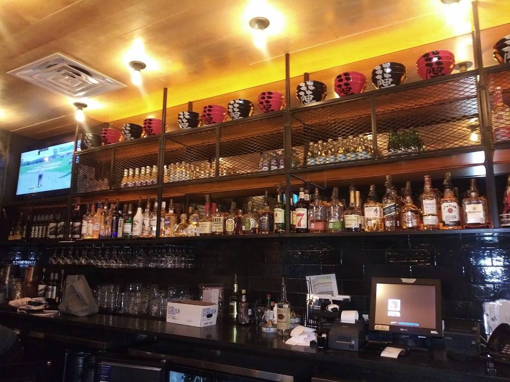 JINYA Ramen Bar - Heights Waterworks | restaurant | 449 W 19th St Suite C200, Houston, TX 77008, USA | 8327429698 OR +1 832-742-9698