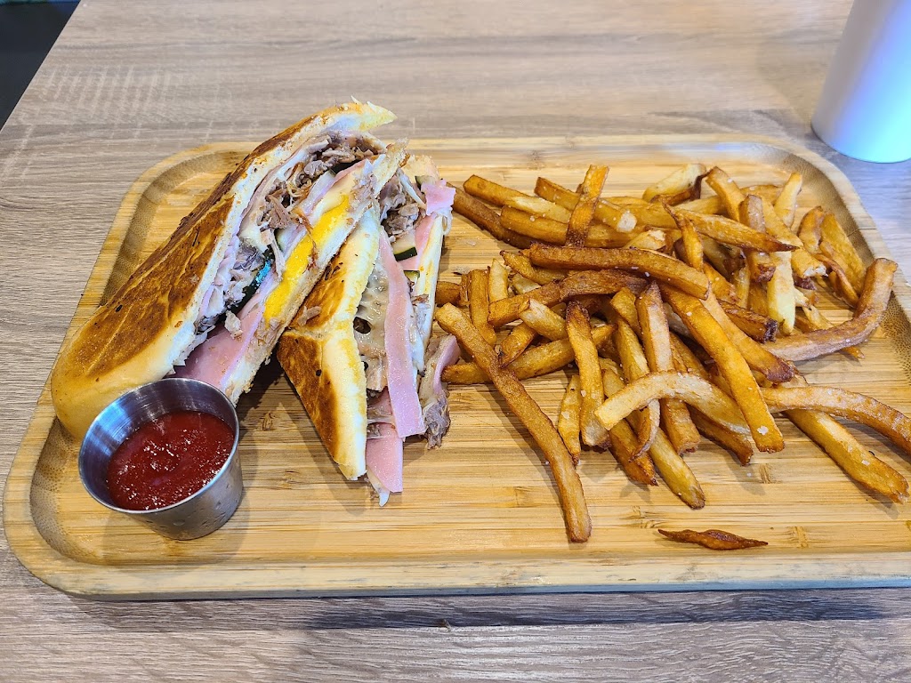 Cubanidad 1885 | restaurant | 10575 S Eastern Ave, Henderson, NV 89052, USA | 7252171845 OR +1 725-217-1845