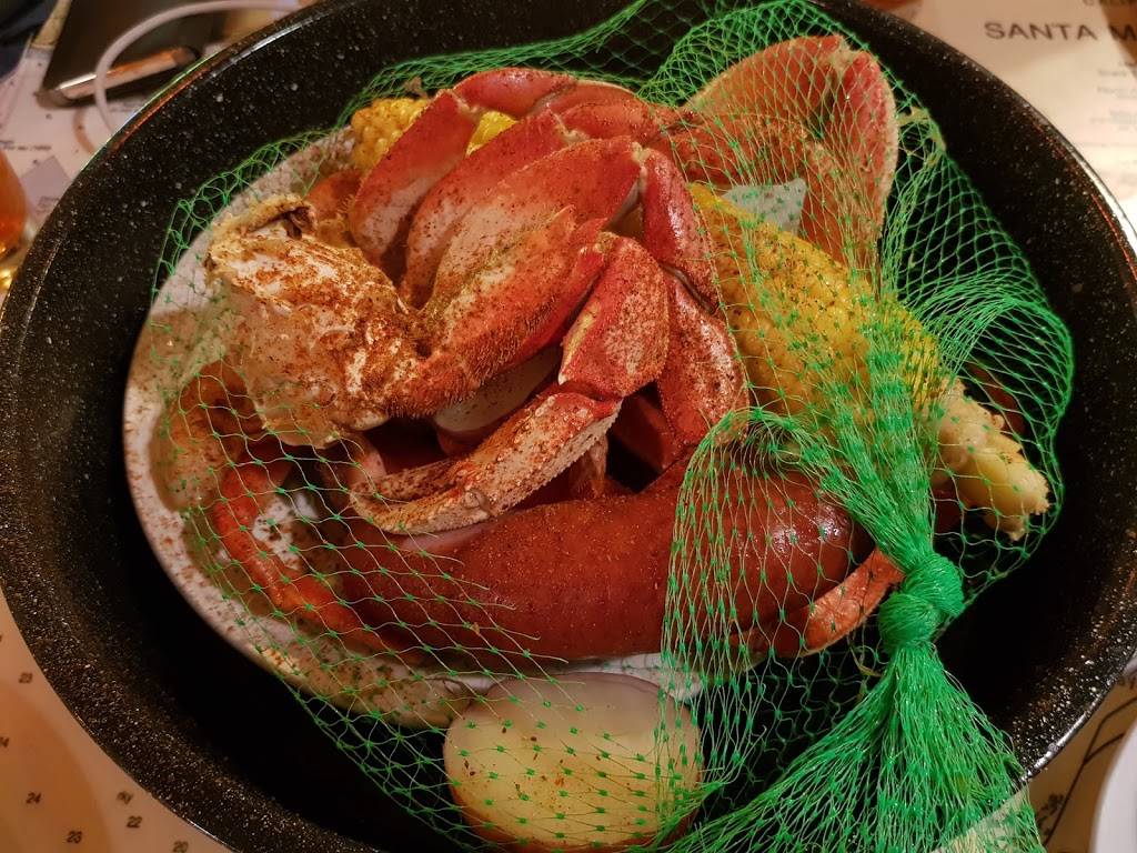 Joes Crab Shack | restaurant | 230 Portofino Way, Redondo Beach, CA 90277, USA | 3104061999 OR +1 310-406-1999