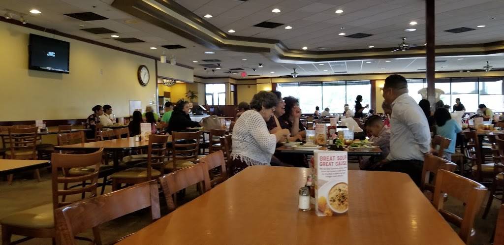 Lubys | restaurant | 803 Castroville Rd, San Antonio, TX 78237, USA | 2104351608 OR +1 210-435-1608