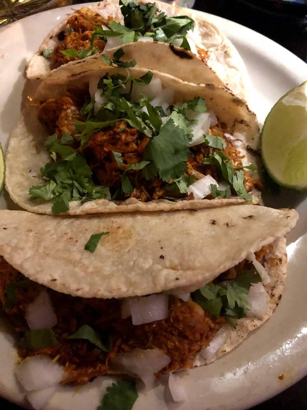 Azul Tequila | restaurant | 3815 Dry Creek Dr, Austin, TX 78731, USA | 5123349973 OR +1 512-334-9973