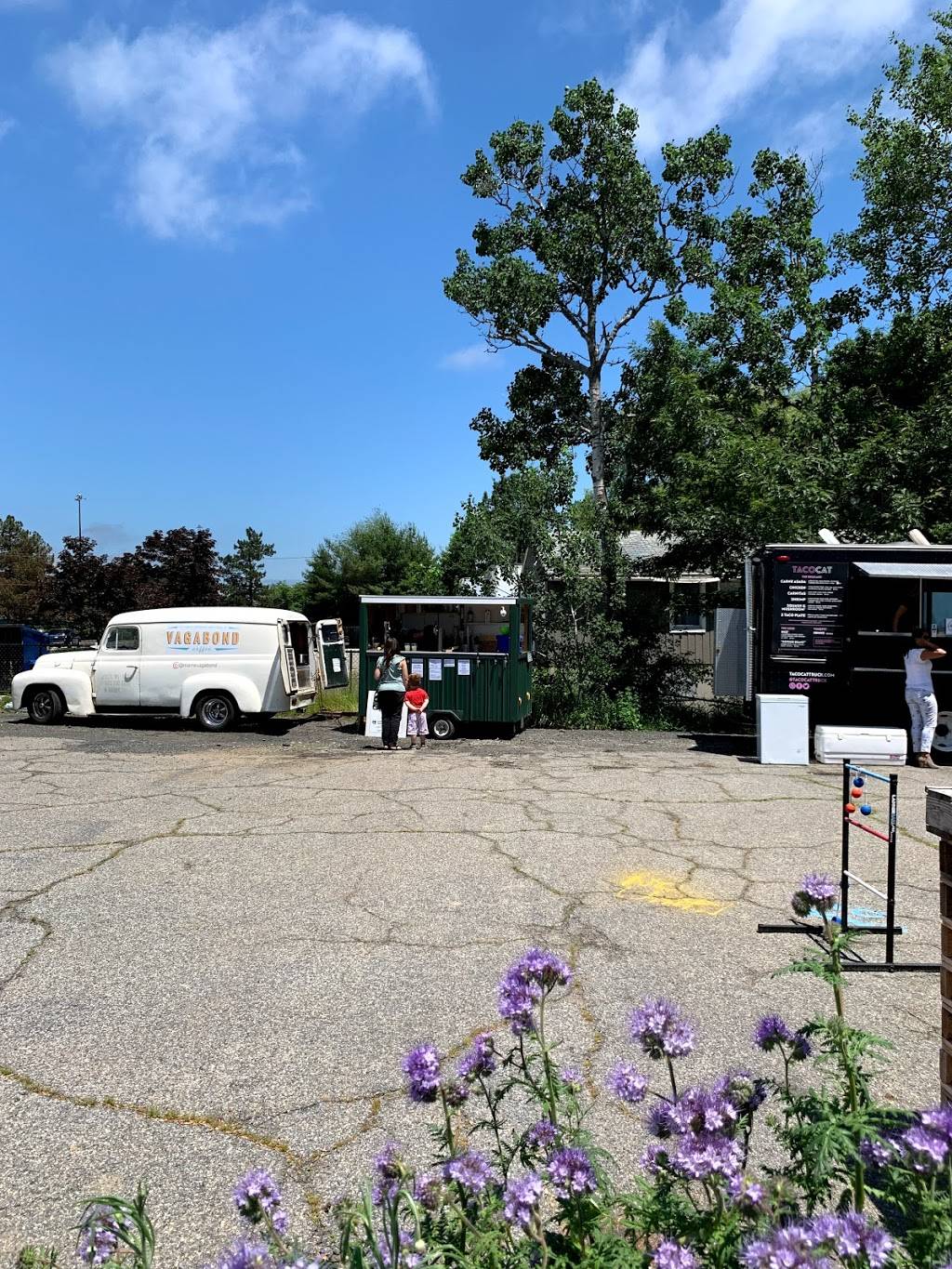 Kittery Food Truck Pod - Paved Paradise | restaurant | 230 US-1 BYP, Kittery, ME 03904, USA | 2072003015 OR +1 207-200-3015