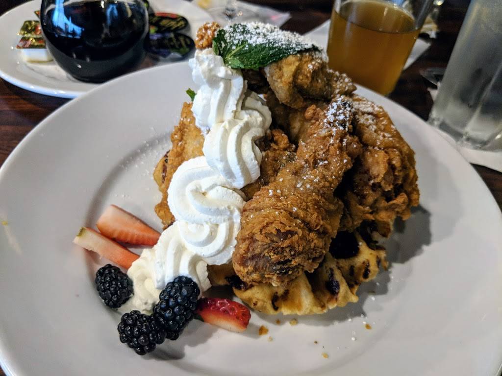 Ditkas Restaurant Oakbrook Terrace | restaurant | 2 Mid America Plaza Suite 100, Oakbrook Terrace, IL 60181, USA | 6305722200 OR +1 630-572-2200