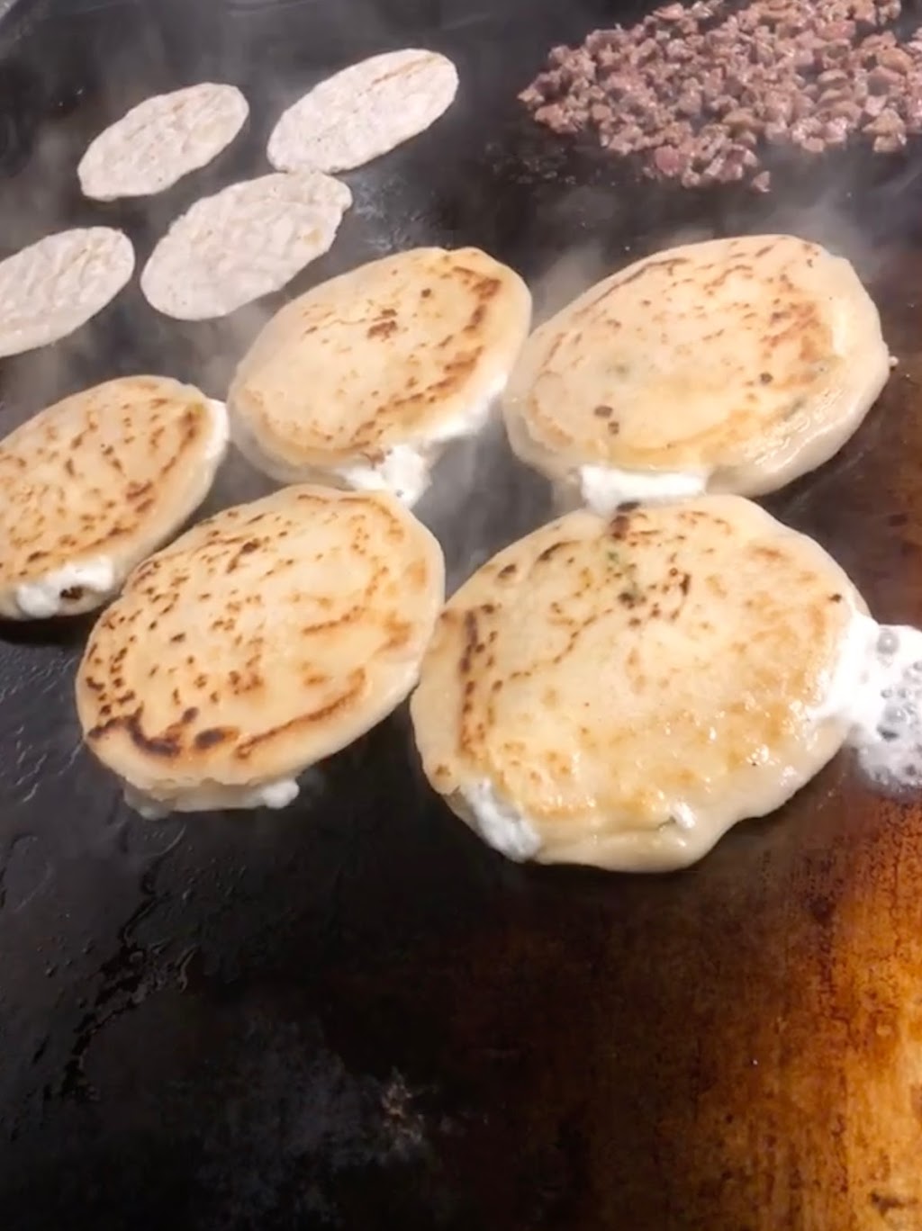 Taqueria Y Pupuseria Gladis | restaurant | Hot Springs, AR 71901, USA | 5012761124 OR +1 501-276-1124