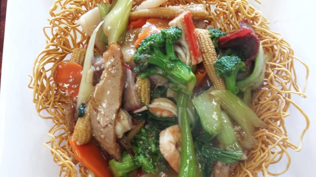 Pho Minh Long Restaurant | restaurant | 1886 W 11th St, Tracy, CA 95376, USA | 2098330399 OR +1 209-833-0399