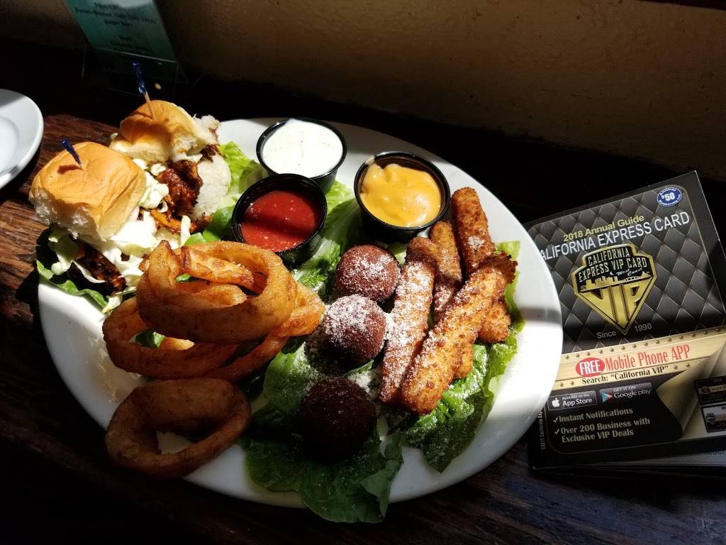 Dirty Birds | restaurant | 2734, 4656 Mission Blvd, San Diego, CA 92109, USA | 8582742473 OR +1 858-274-2473